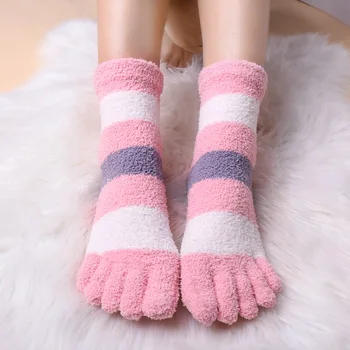 Женские зимние теплые носки-полотенца из кораллового бархата, бархатные носки с разрезом на пять пальцев, домашние носки для пола